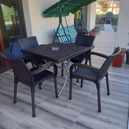 Villa Lucija By Romantique Veles Extérieur photo